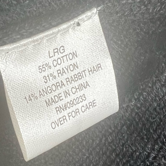 Kirra long sleeve sweater with fuzzy ball tassels. Angola rabbit fur and cotton. - Picture 4 of 5